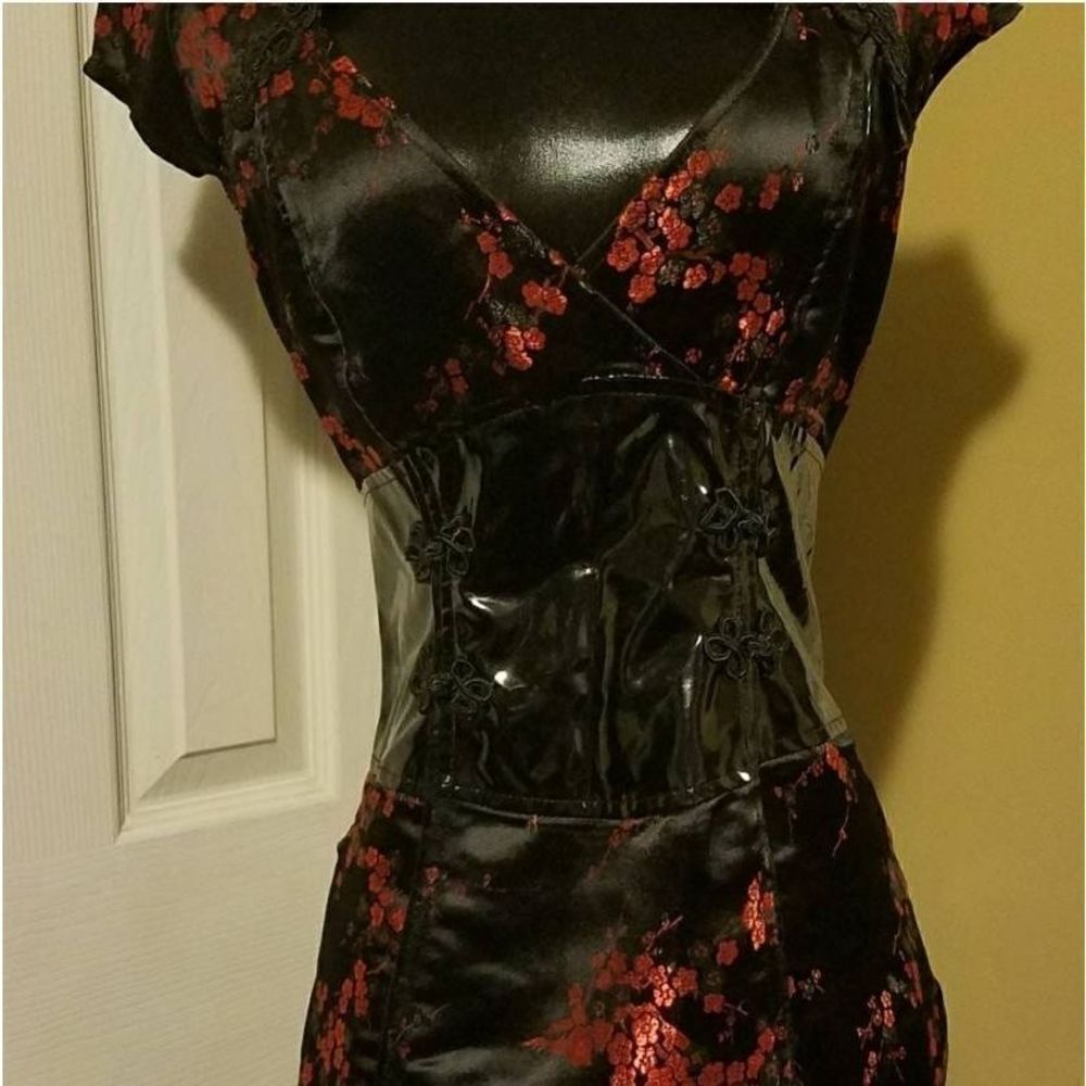 Lip Service Looks That Kill Dress - Picture 5 of 8